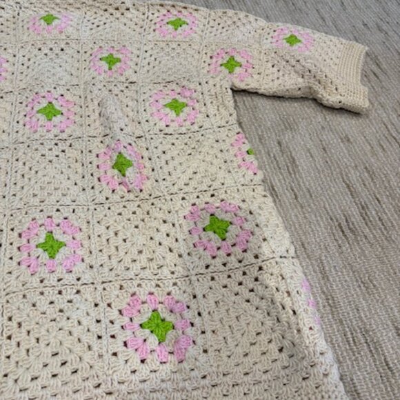 Matimi Sweater - Picture 16 of 16